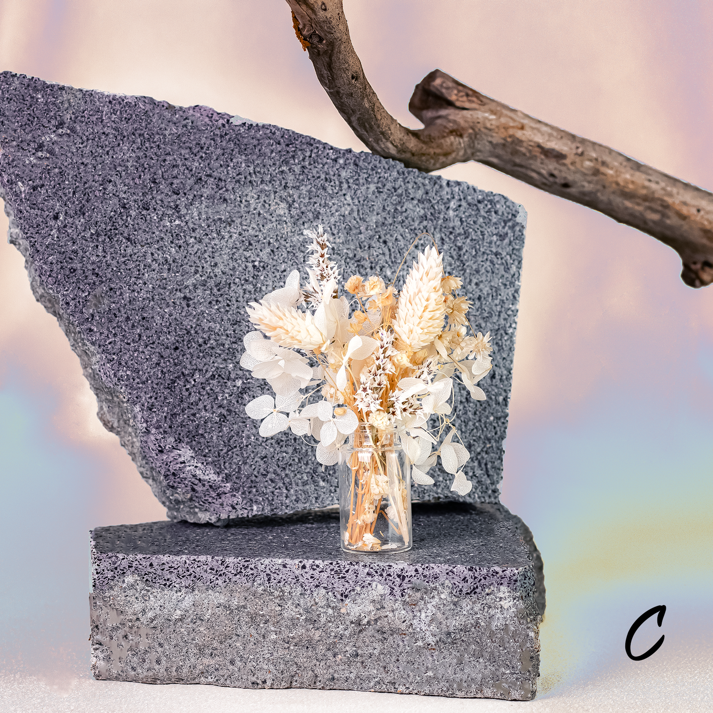 dried valentines bouquet for readers.