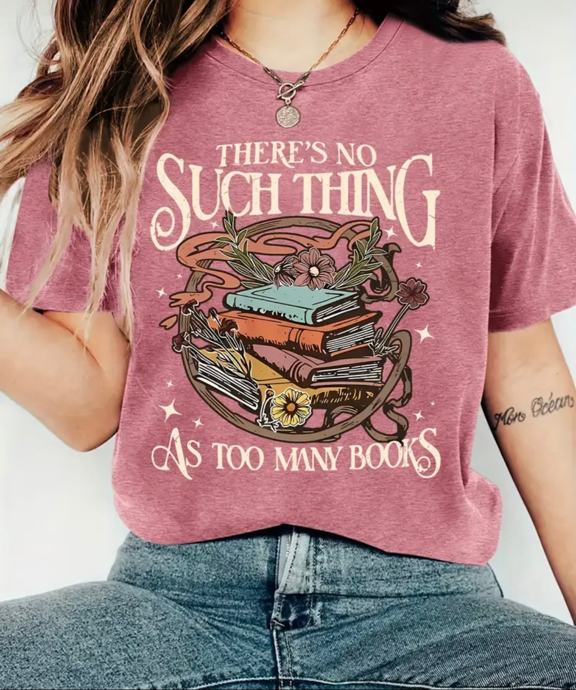 Too many books T-Shirt