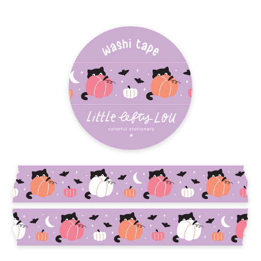 Hinterhältige Katze hinter Washi Tape mit Kürbis