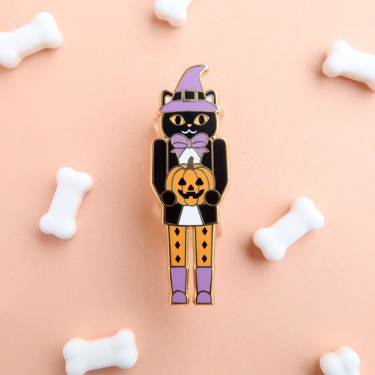 Halloween Nussknacker Pin