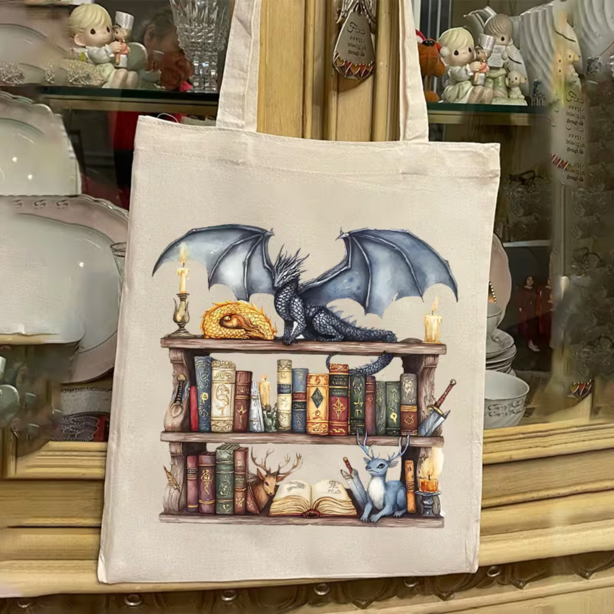Dragon on a Shelf Canvas Tas