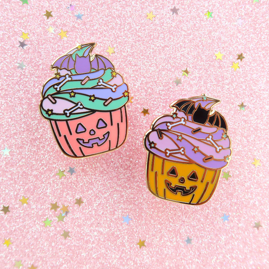 Halloween-Cupcake-Anstecknadel: Traditionelle Farben